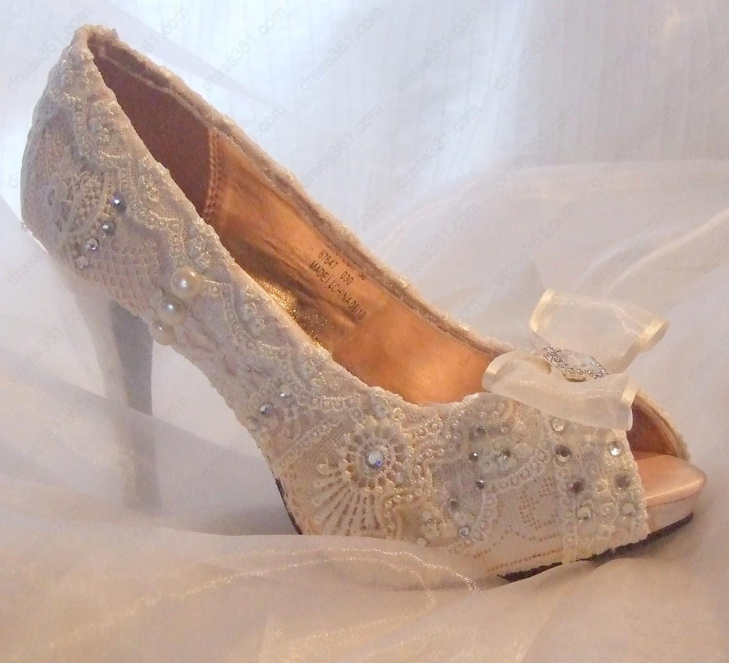 Lace Wedding Shoes | Wedding Dresses Guide