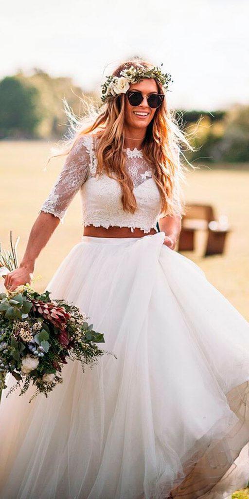 Country Western Style Wedding Dresses / Western And