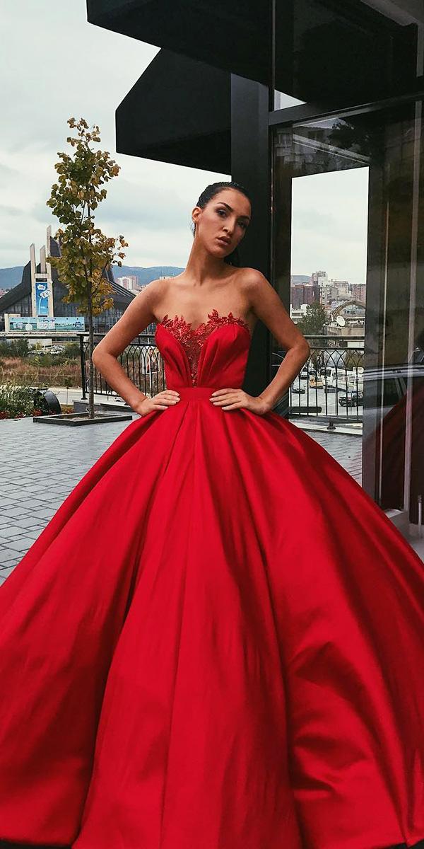 Simple Red Wedding Dresses Photos