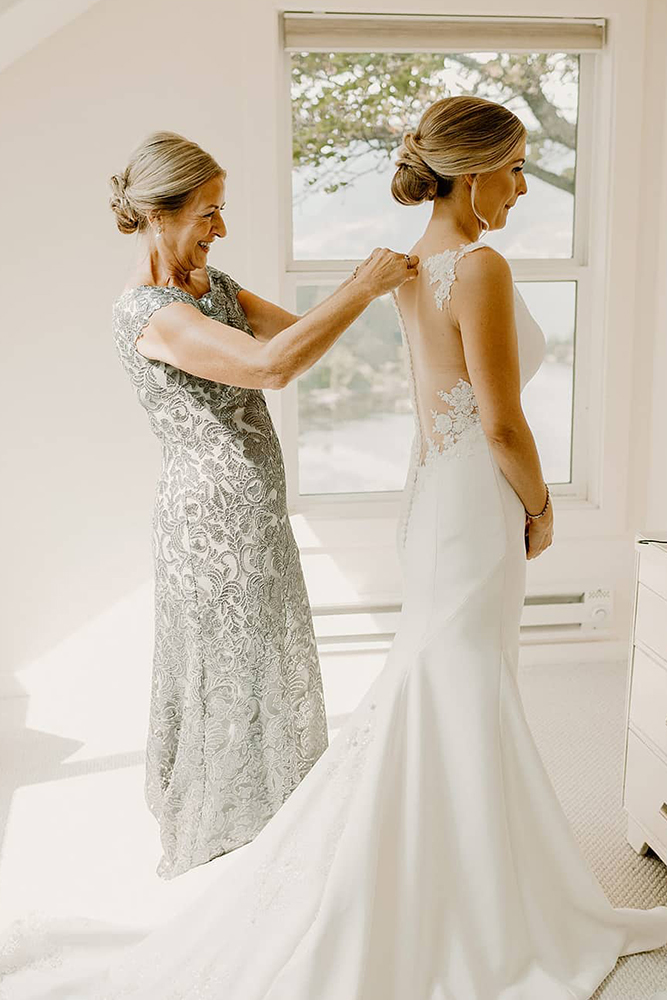 choose mother of the bride dresses long with silver lace justinalexander