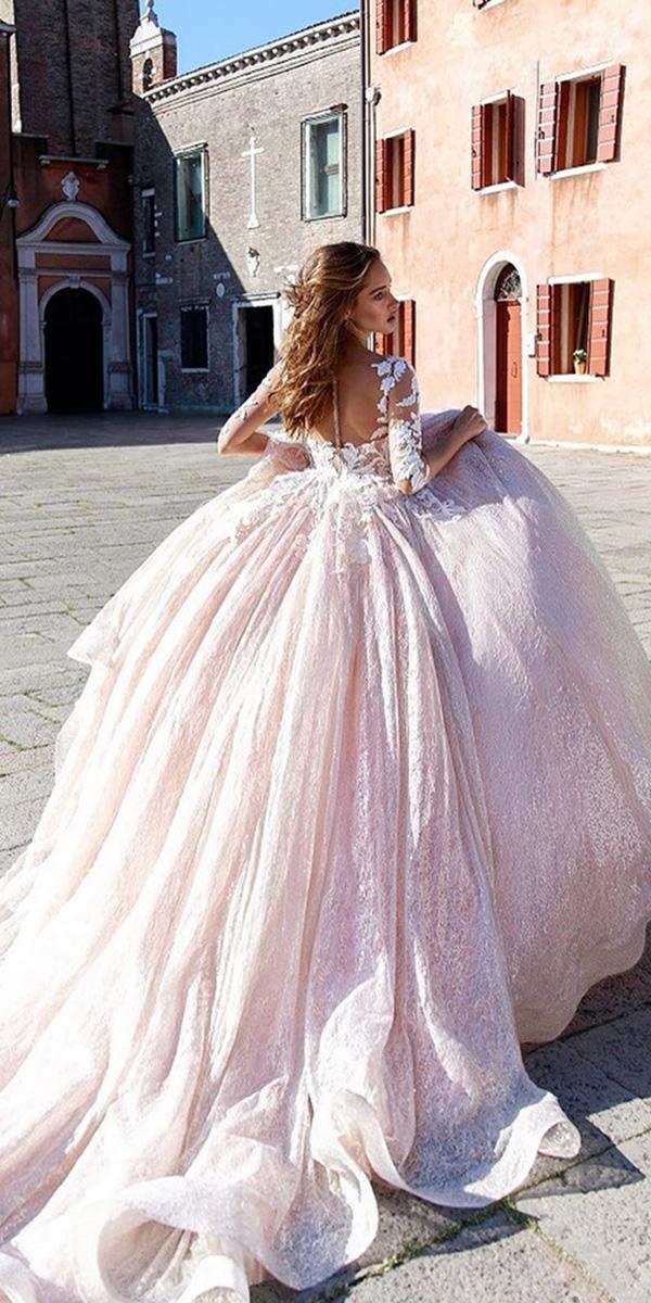  how to choose a wedding dress ball gown with tatto effect back sleeves ricca sposa