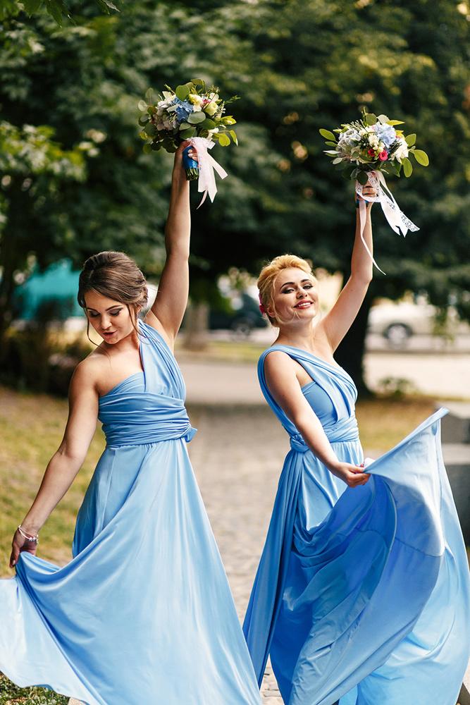 how to choose best bridesmaid gowns blue dresses