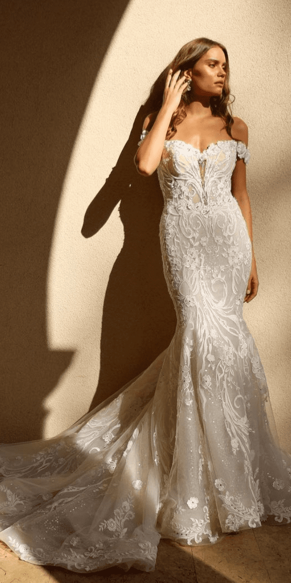 sweetheart wedding dresses lace gown