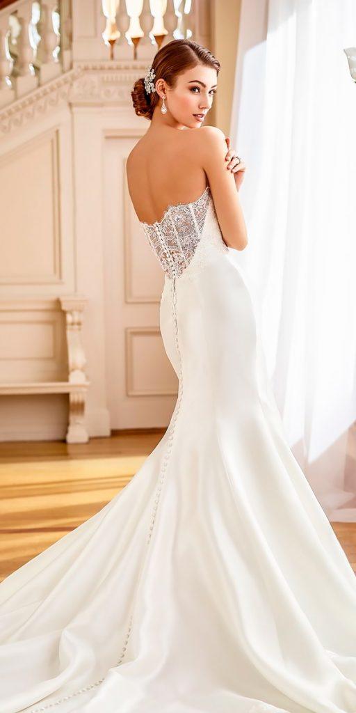 15 Great Ideas For Original Backless Wedding Dresses 0126