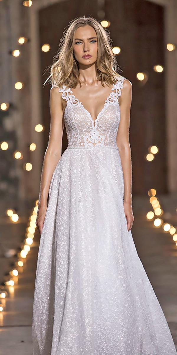 nurit hen wedding dresses lace straight v neckline sleeveless