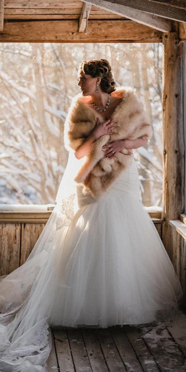 21 Impeccable Winter Wedding Dresses | Wedding Dresses Guide