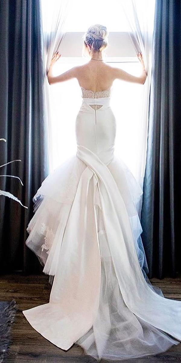 trumpet wedding dresses low back with train monique lhuillier