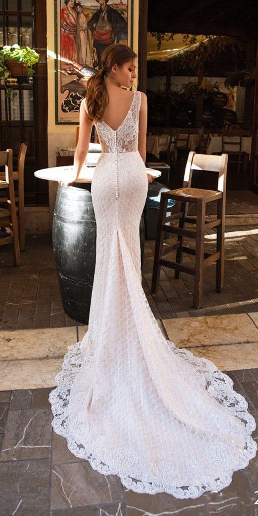 trumpet wedding dresses v back with buttons lace long train