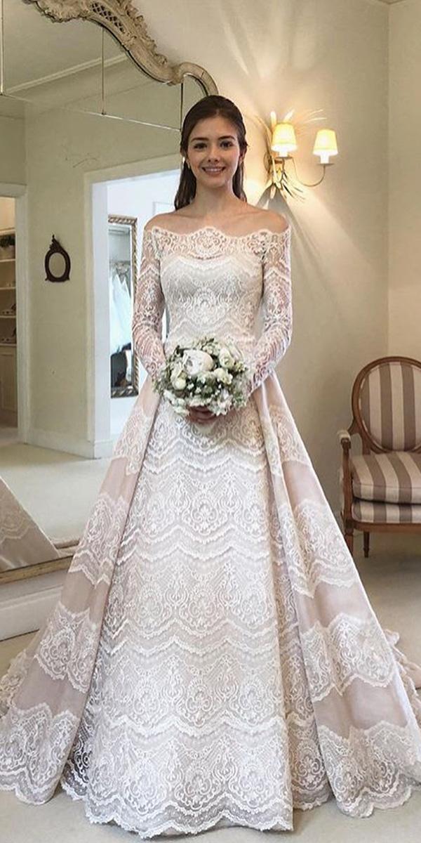 wedding dresses 2018 a line with long sleeves lace royal chemise