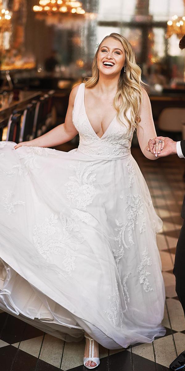 justin alexander wedding dresses 2018 iskra plus size v neck gown beaded lace appliques