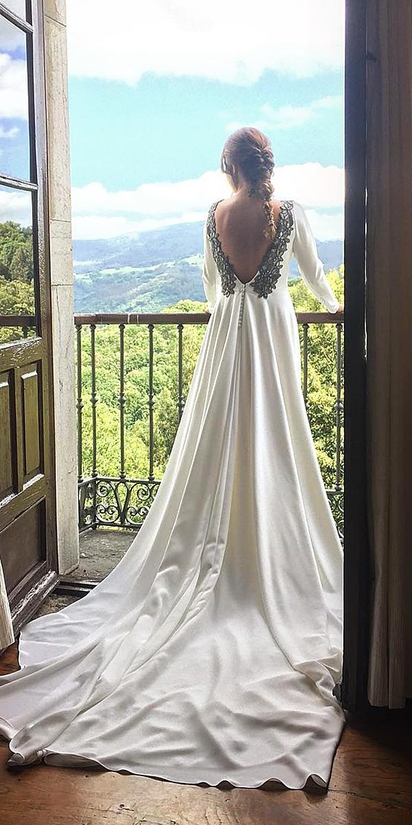 vintage wedding dresses simple with long sleeves v back nicolas costura