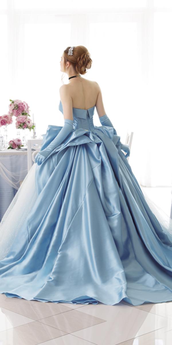 My wedding dress with blue crinoline under!  Disney wedding dresses, Blue  wedding dresses, Wedding dresses