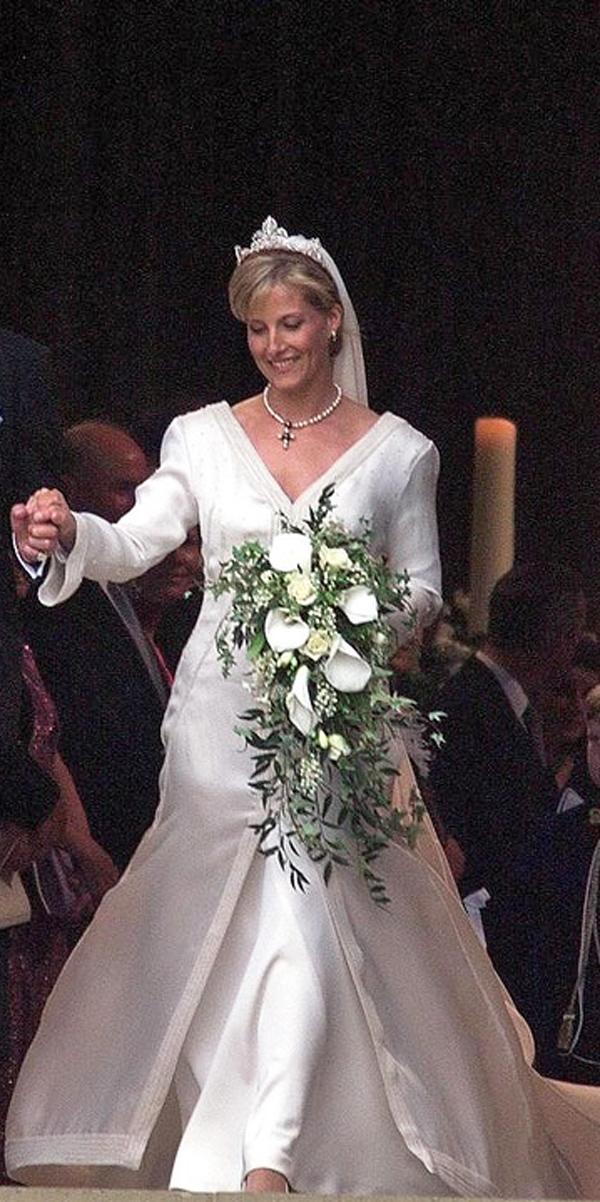 a line simple long sleeve v neckline with veil royal wedding samantha shaw