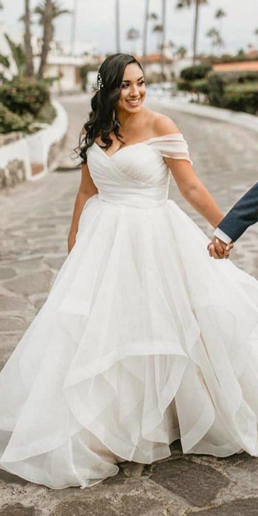 Simple plus size outlet wedding gowns