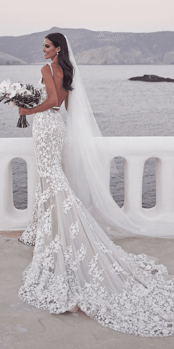 backless wedding dresses bride at the sea