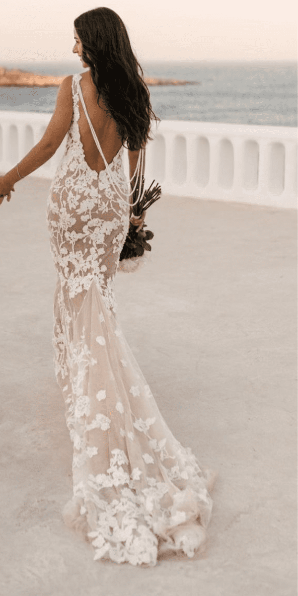 backless wedding dresses bride in mermaid less outfit