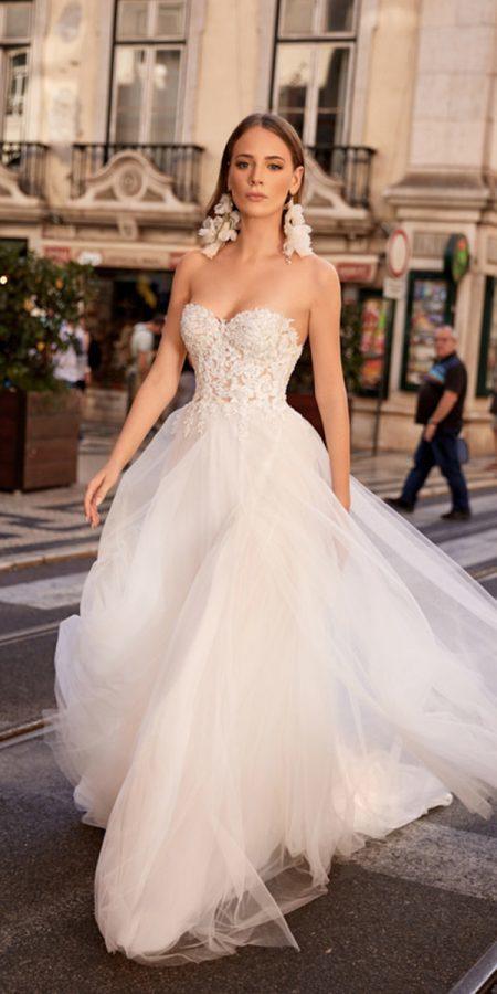 Super-Light Tom Sebastien Wedding Dresses | Wedding Dresses Guide