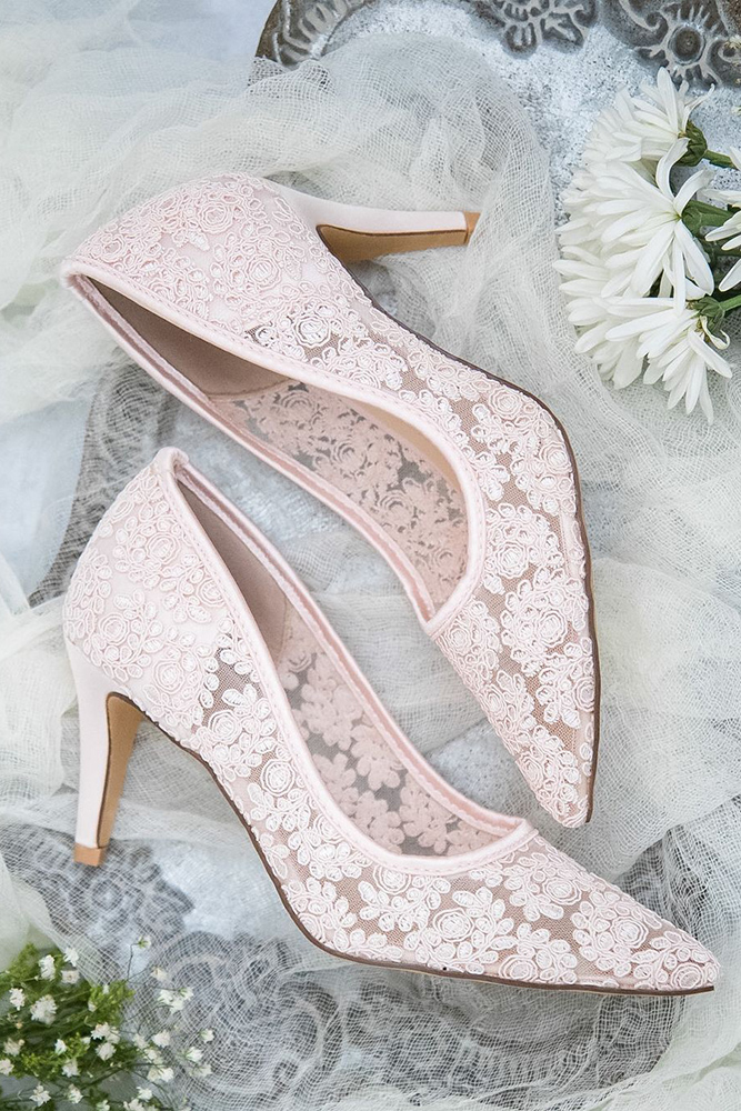 comfortable wedding shoes lace with low heels shop.kaileep