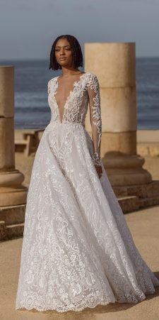 Modern Wedding Dresses: 18 Styles To Stand Out
