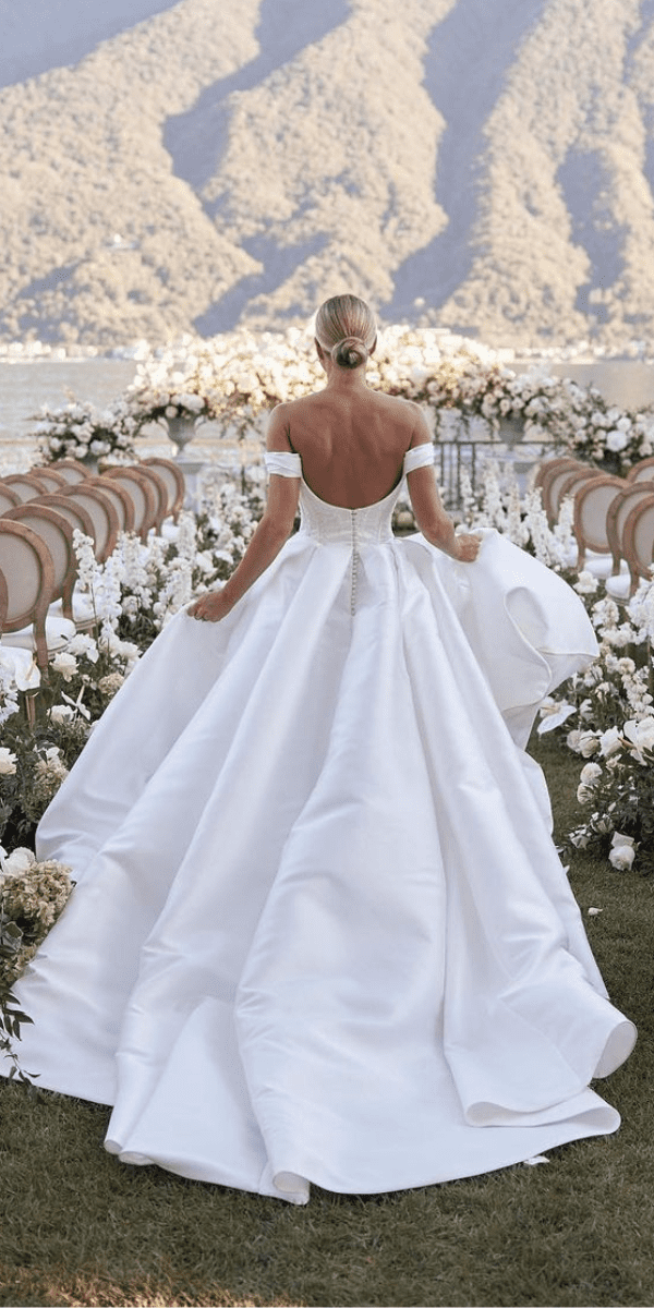 open back wedding dresses with full skirt