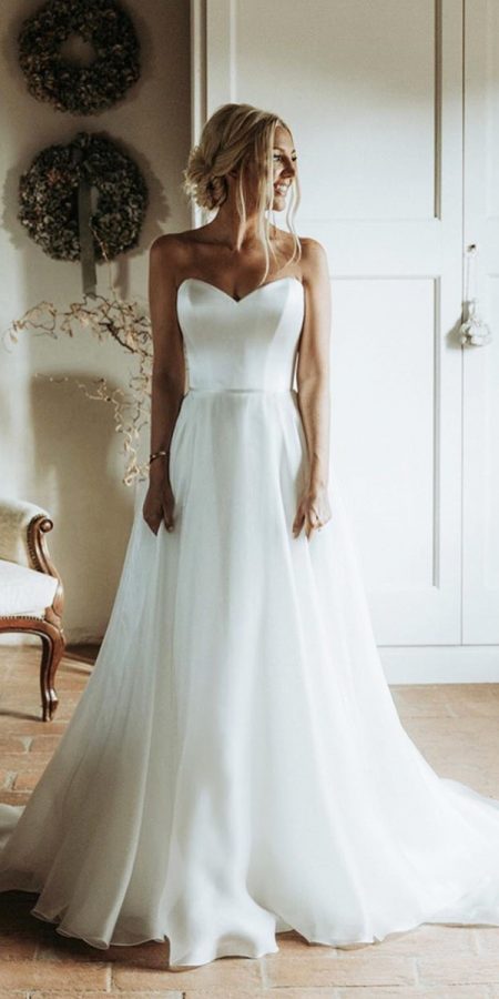 Silk Wedding Dresses For Elegant And Refined Bride 1511