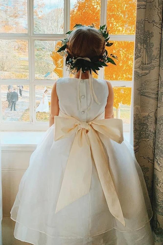 24 Country Flower Girl Dresses That Are Pretty | Wedding Dresses Guide