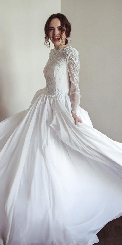 modest wedding dresses a line with long sleeves floral appliques cathytelle