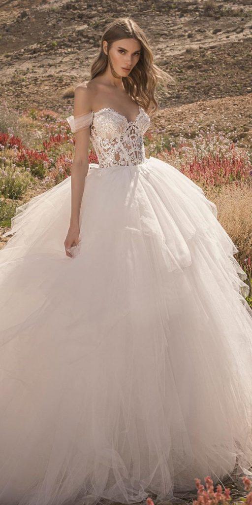 ball-gown-wedding-dresses-ball gown sweetheart neckline off the shoulder ruffled skirt pninatornai