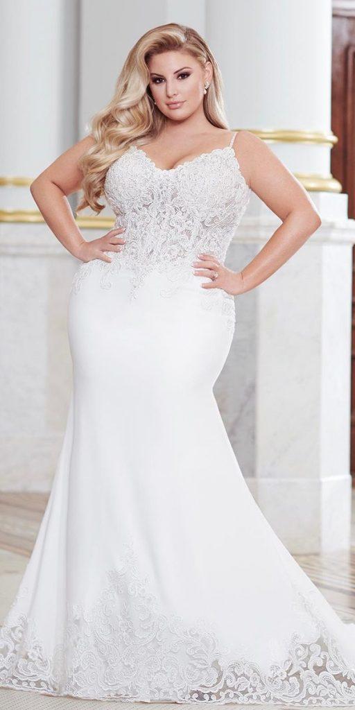 18 Lace Plus Size Wedding Dresses