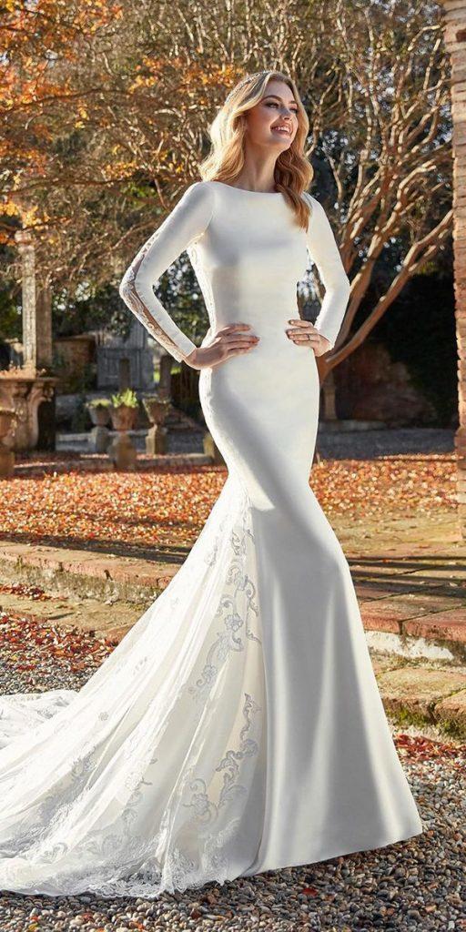 modest-wedding-dresses-fit-and-flare-with-long-sleeves-lace-train-simple-st-patric.png