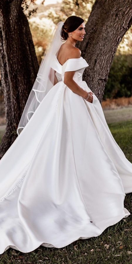 27 Awesome Simple Wedding Dresses For Cute Brides | Wedding Dresses Guide