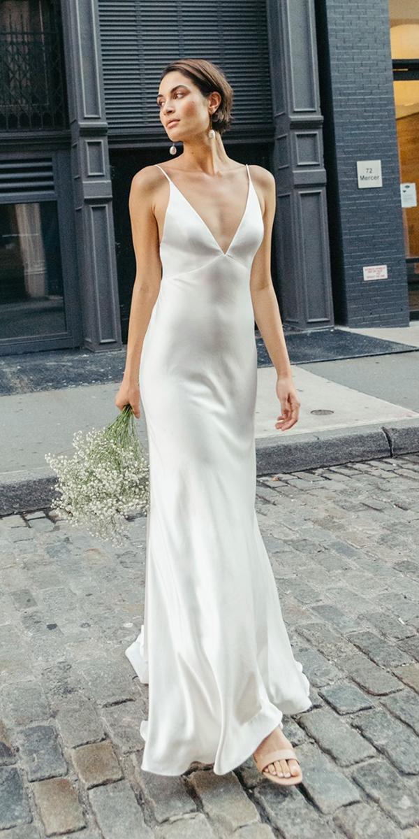 Silk Wedding Dresses For Elegant And Refined Bride 