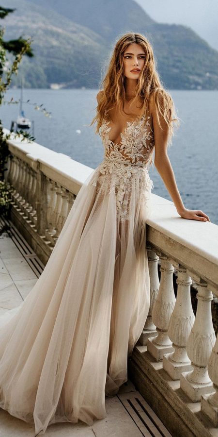 Destination Wedding Dresses For Your Perfect Wedding