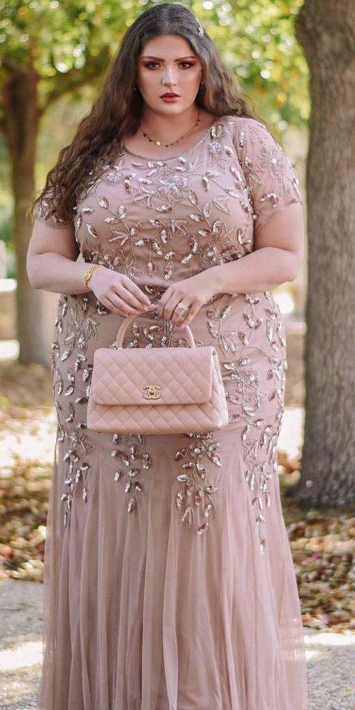  flattering mother of the bride dresses for plus sizes long blush with floral adriannapapell