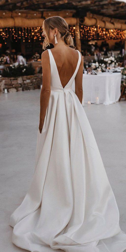 Silk Wedding Dresses For Elegant and Refined Bride