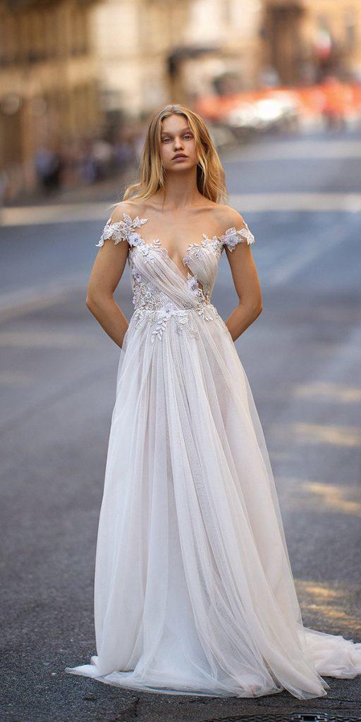 beach wedding dresses sexy sweetheart neckline liz martinez