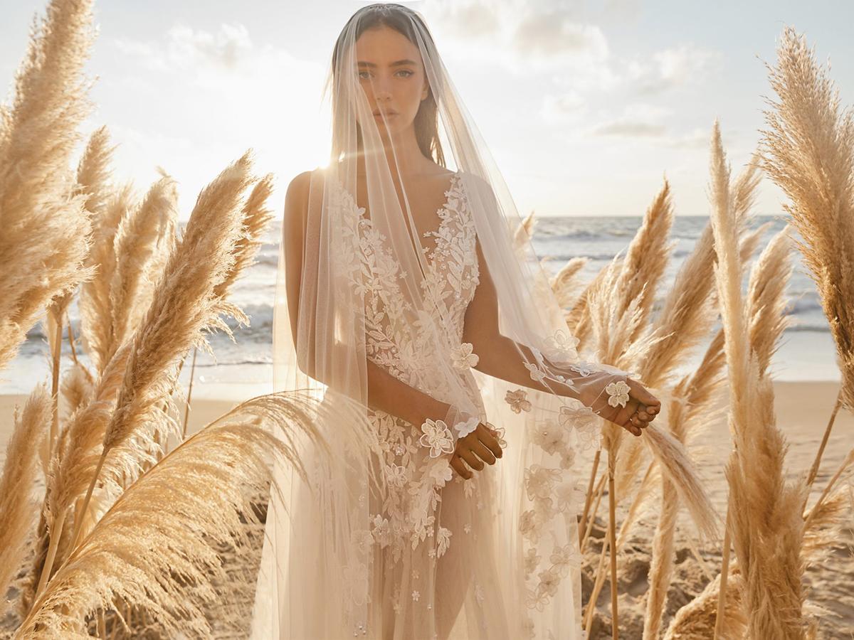 Rustic Lace Wedding Dresses: 21 Styles For Brides