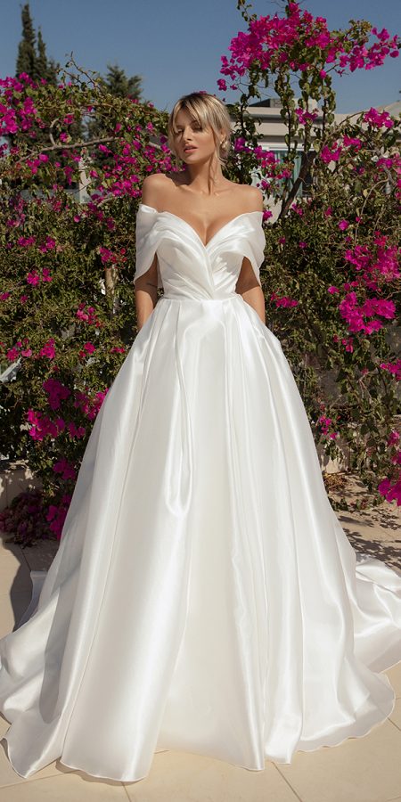 Simple Wedding Dresses For Cute Brides | Wedding Dresses Guide Simple Wedding Dresses For Cute Brides | Wedding Dresses Guide