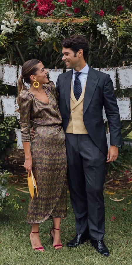 18 Dazzling Wedding Outfits For Mother Of The Groom