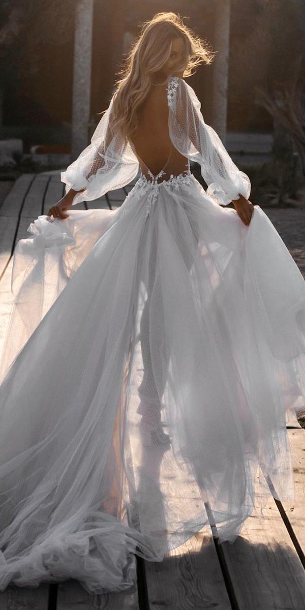 Bridal Gowns With Sleeves Never Fails To Impress 3324