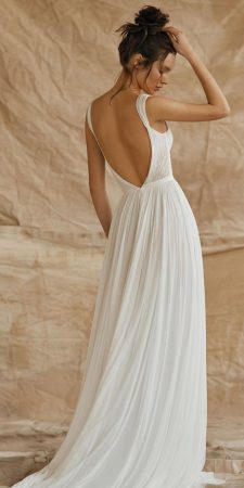 Summer Wedding Dresses: 18 Styles For Your Celebration