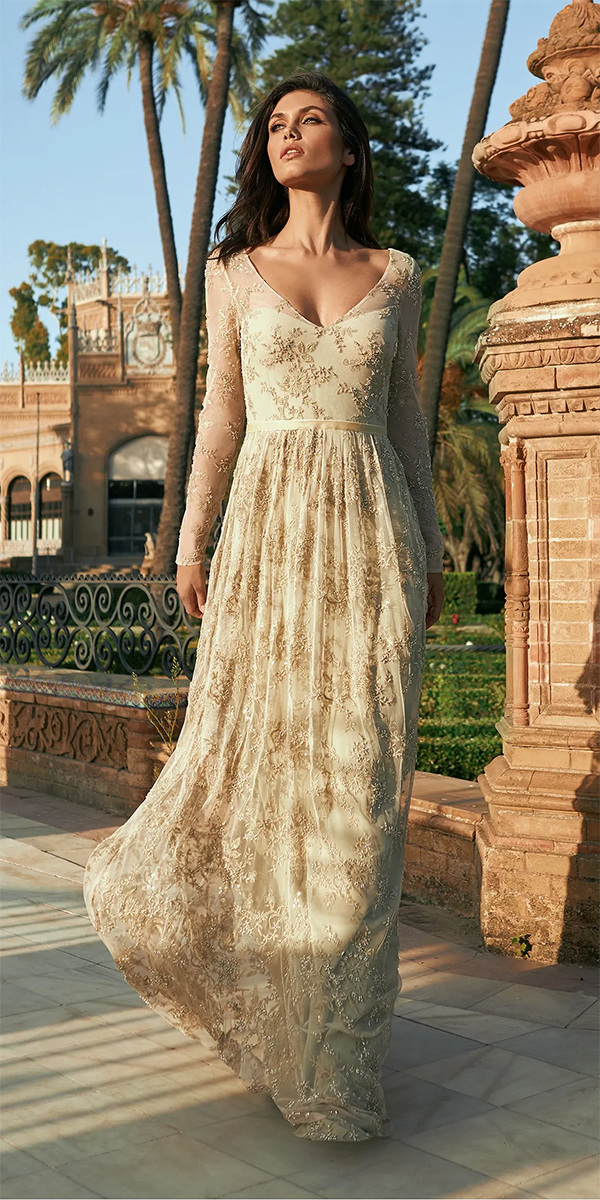 Wedding Party Dresses: 21 Chic Looks | Wedding Dresses Guide