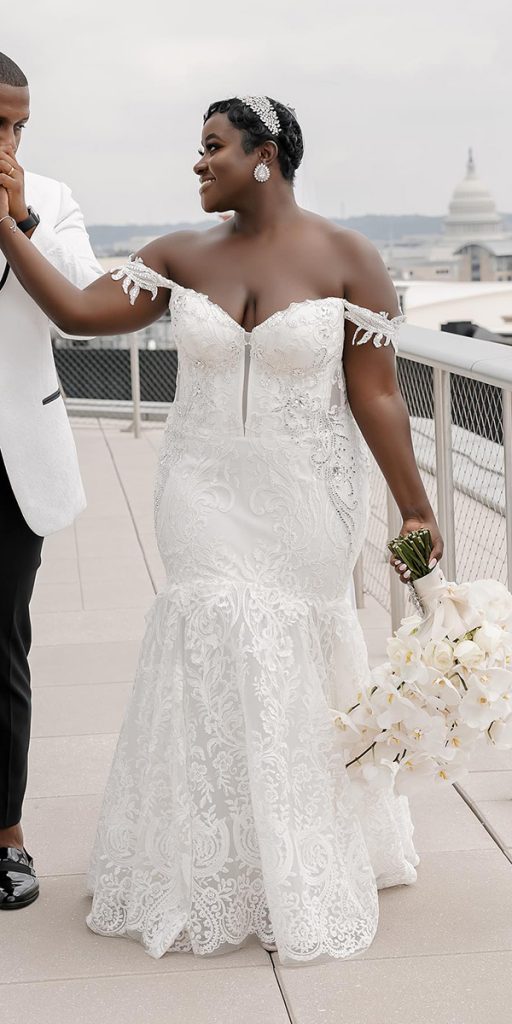 lace plus size wedding dresses-mermaid-sweetheart-neckline-sexy pnina tornai