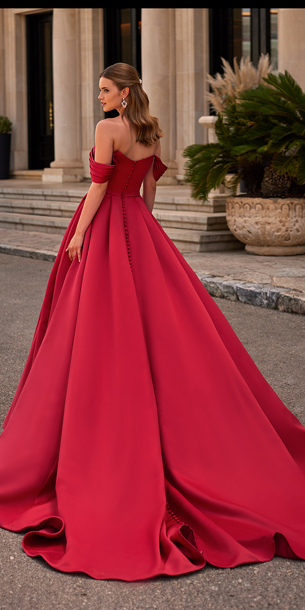 Colored Wedding Dresses: 24 Stylish Gowns For Bride