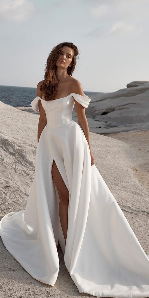  simple romantic bridal gowns off the shoulder with slit kyha