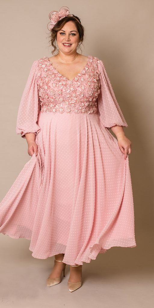 pink long mother of the bride dresses floral lace with sleeves curvychic