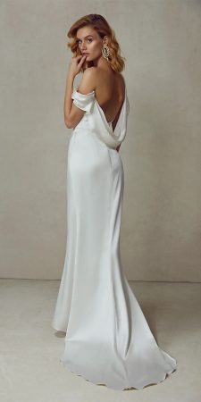 Silk Wedding Dresses For Elegant and Refined Bride