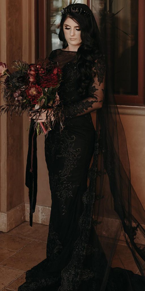 black gothic wedding dresses vampire with long sleeves lace cocomelody