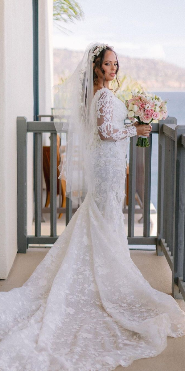 vintage wedding dresses with sleeves lace gown