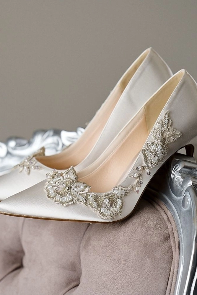  cheap wedding shoes heels with floral appliques laceandfavou